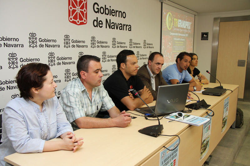Se celebr&oacute; la Rueda de Prensa de Presentaci&oacute;n del Trigrandprix Navarra El Triatl&oacute;n de Aritzaleku 2011